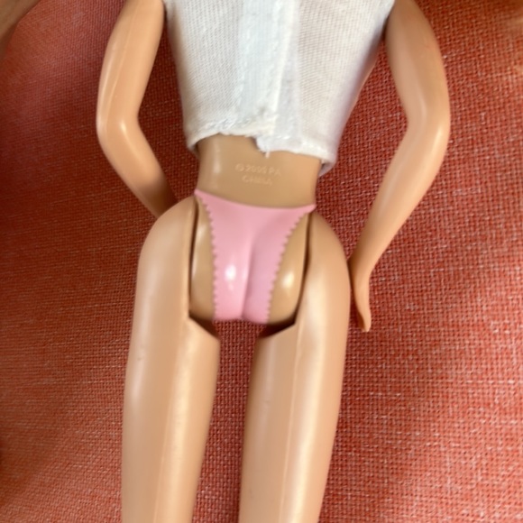 Millennial pop star Barbie dolls Brandy Sabrina the Teenage Witch Mandy Moore - Picture 9 of 11